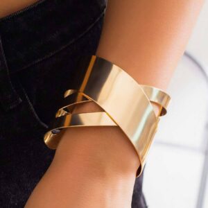 Minimalist Streamlined Bracelet